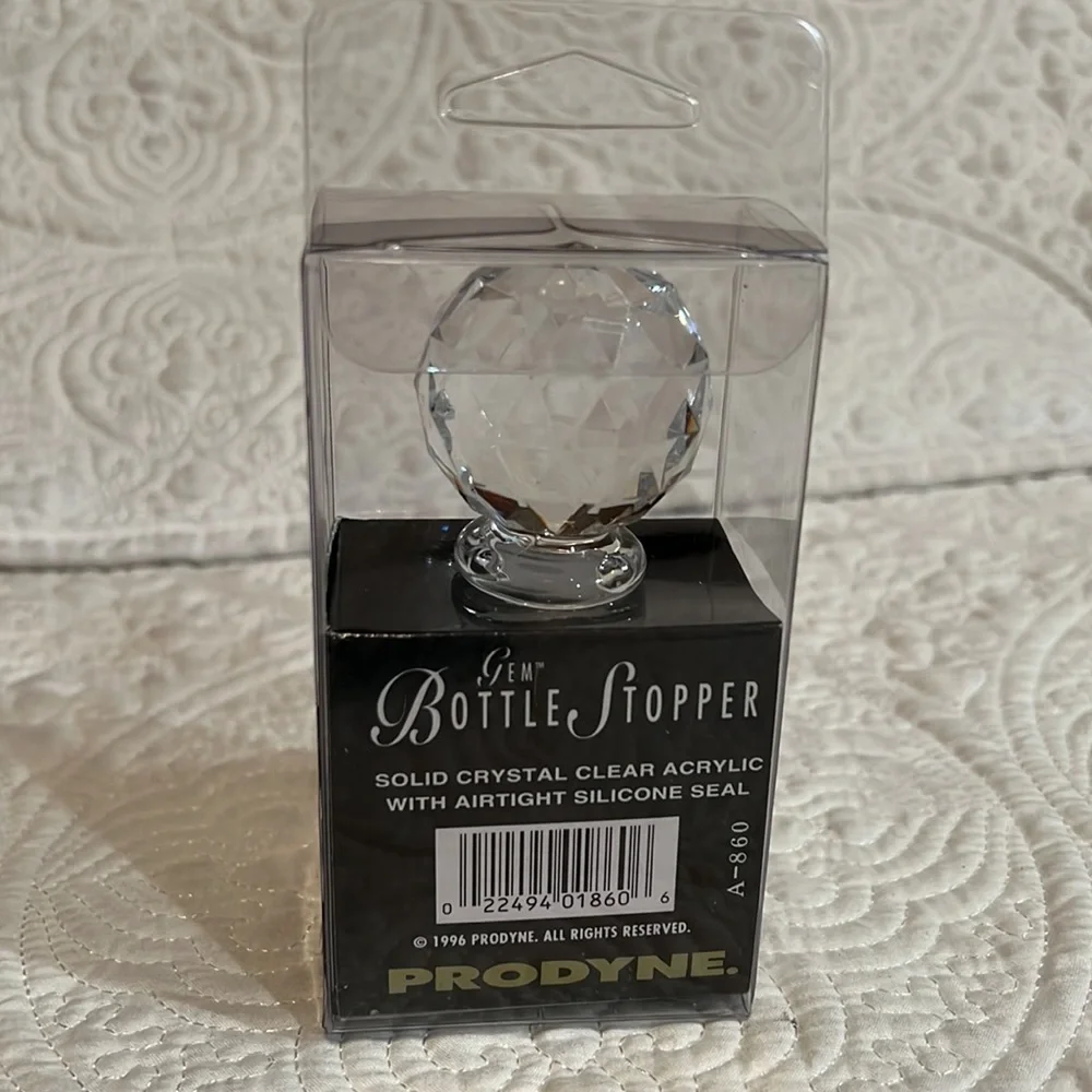 Gem bottle stopper‎ and flip flop bottle opener, NWT